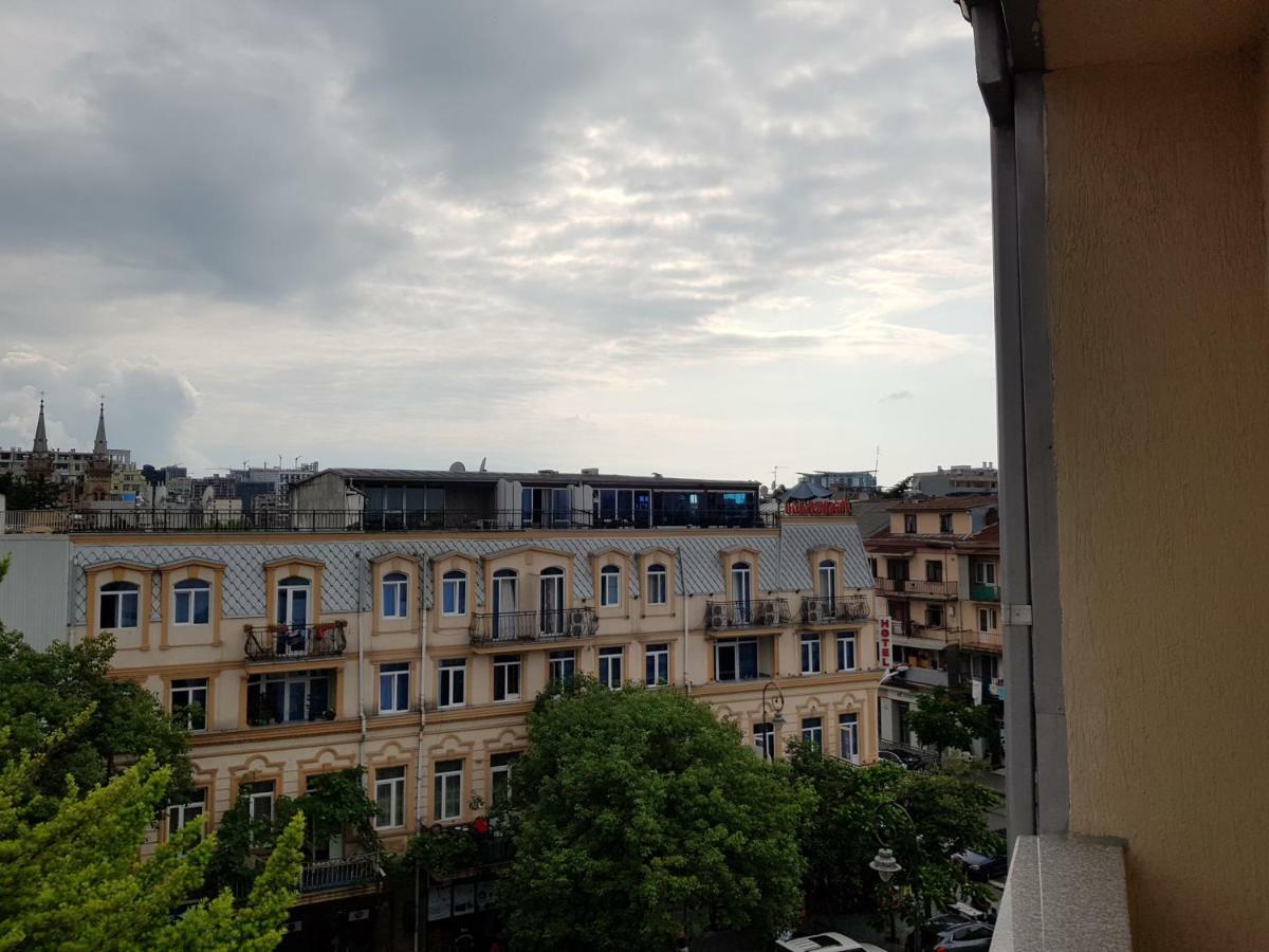 Mikepalace Μπατούμι Εξωτερικό φωτογραφία